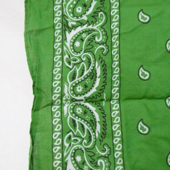 Unbranded | OS One Size | Green Paisley Square Bandana / Scarf - Picture 5 of 16